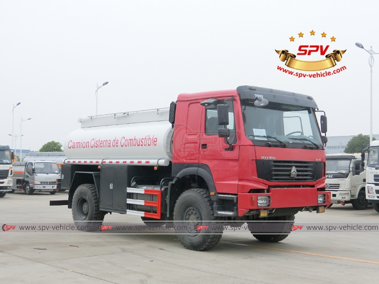10,000 Litres 4X4 Fuel Tank Truck Siontruk - RF